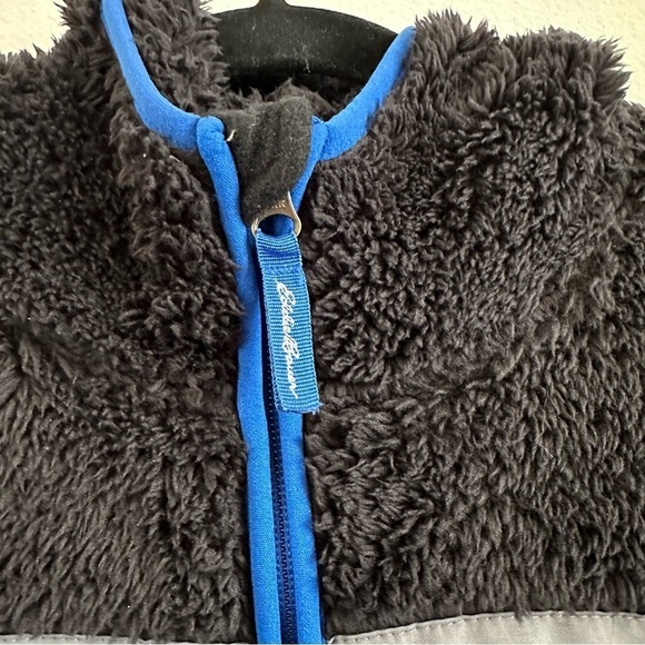 EDDIE BAUER Kids Youth High Pile Hooded Jacket in Black Grey B Size Medium 10 12 - Picture 13 of 16